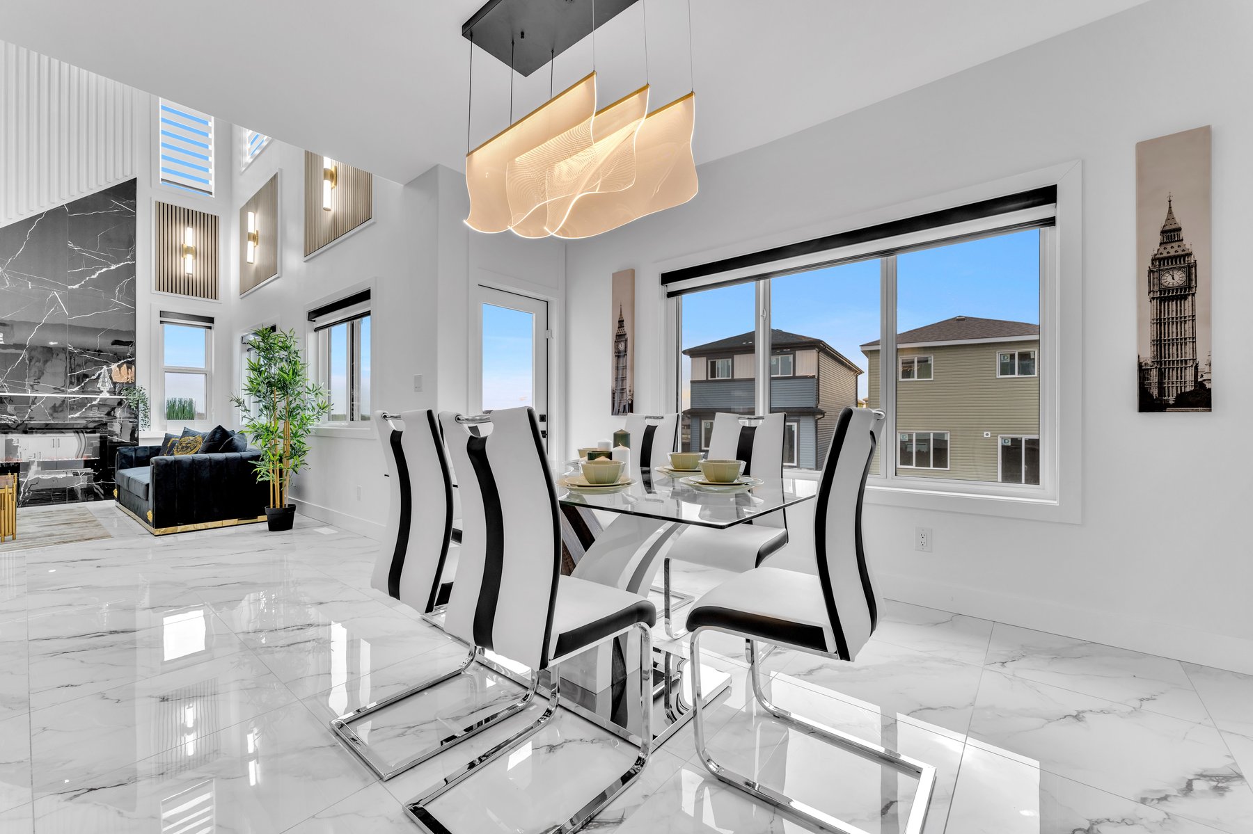 New Valley Homes dining area